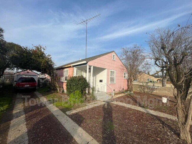 Foto del edificio - 2871 32nd Ave