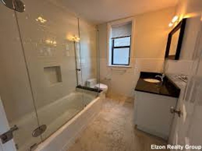 Building Photo - Massive Unit Steps From BC, In Unit Washer...