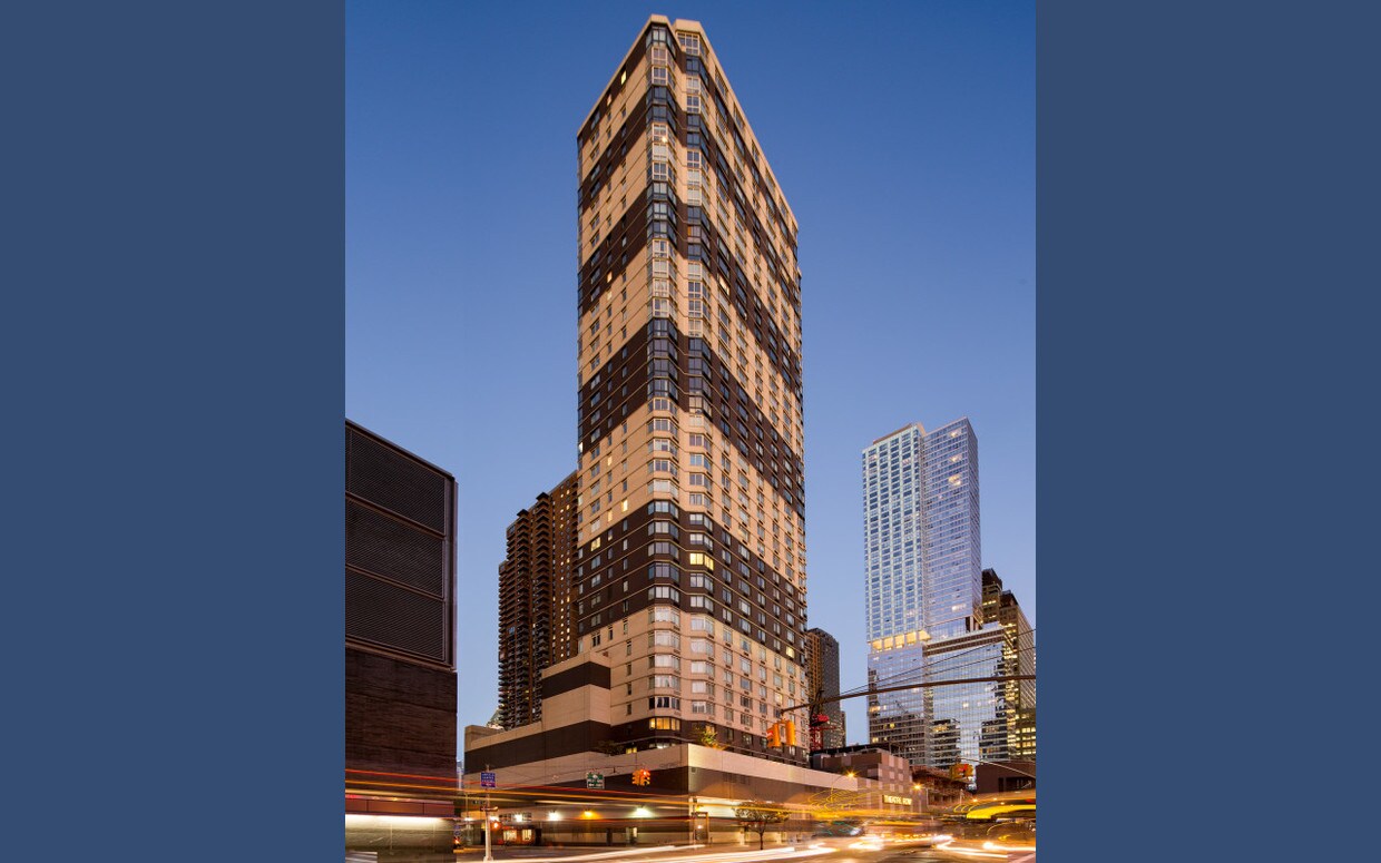 Foto principal - 420 West 42nd Street