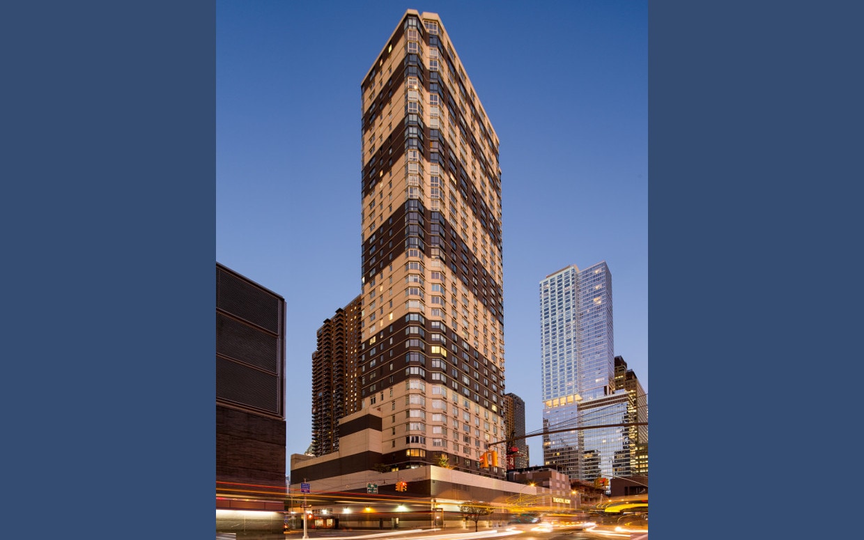 Primary Photo - 420 West 42nd Street