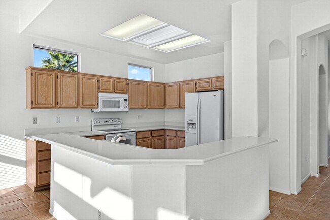 Foto del edificio - 38781 Brandywine Ave