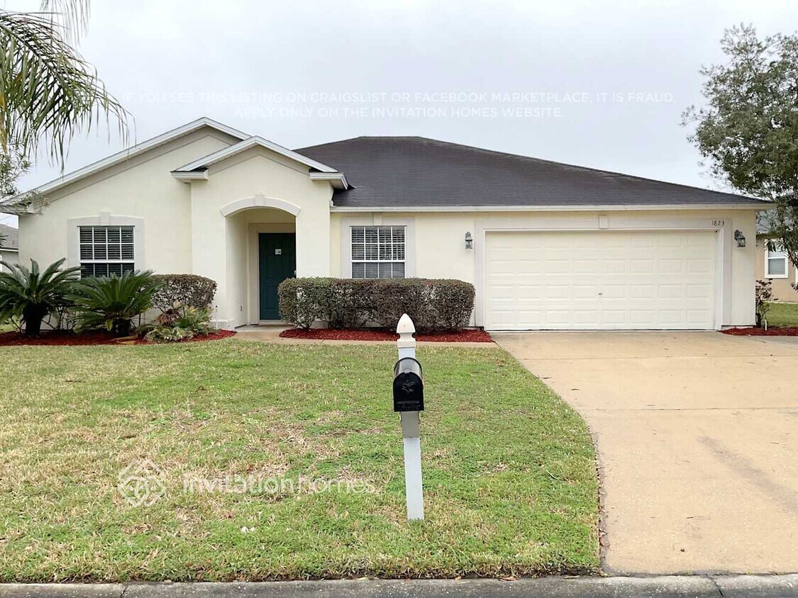 Foto principal - 1823 Hollow Glen Dr