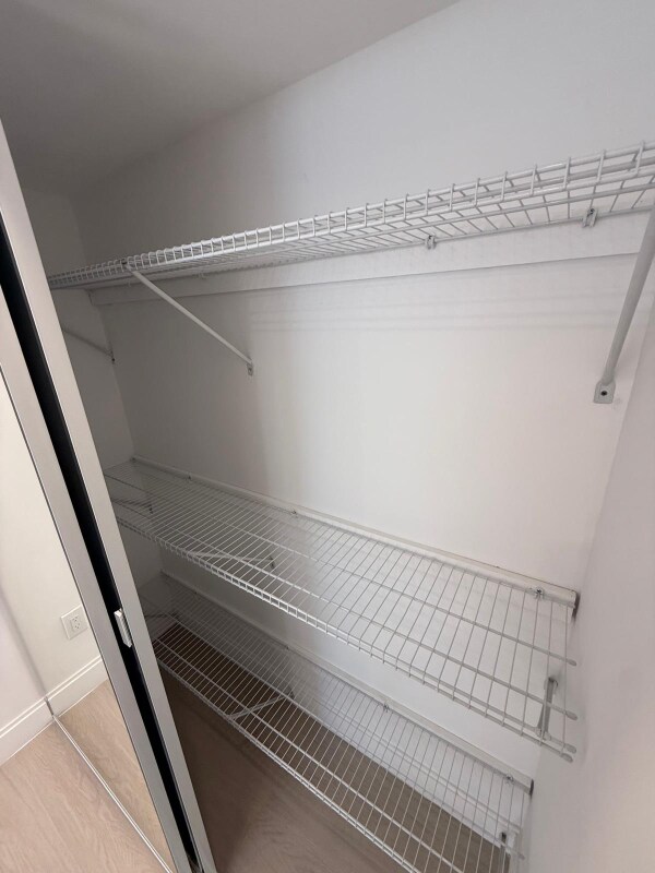 Foto del edificio - 2175 NE 170th St