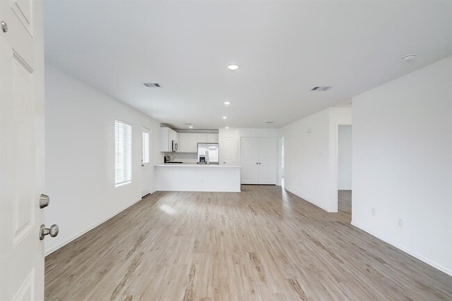 Building Photo - 4134 Zavala Ml St