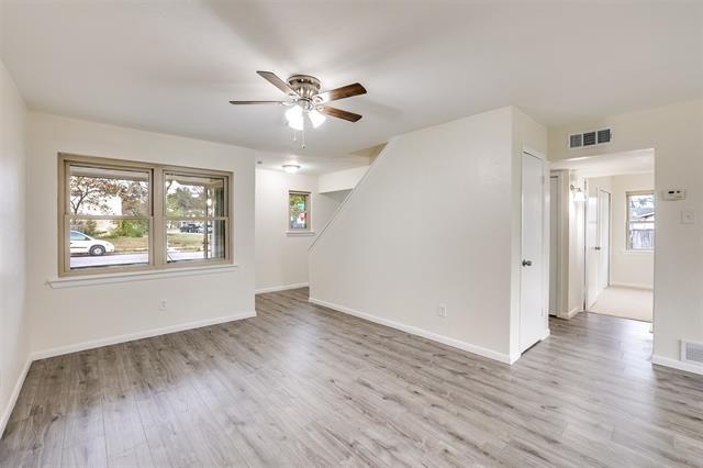 Foto del edificio - 4301 Oleander Trail