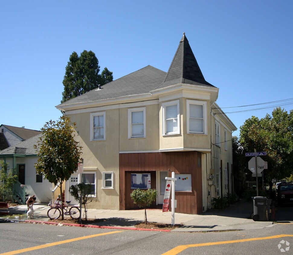 Foto del edificio - 2100-2104 California St