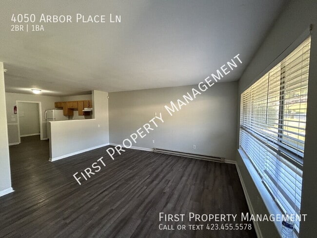 Foto del edificio - 4050 Arbor Pl Ln