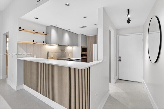 Foto del edificio - 401 SE 10th St