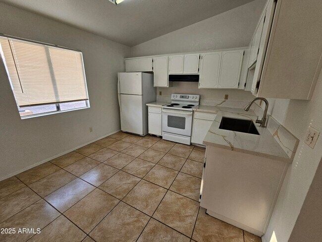 Building Photo - 4845 E Caballero Cir