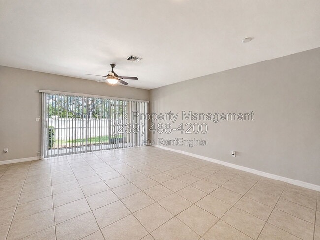 Building Photo - 8711 Athena Ct