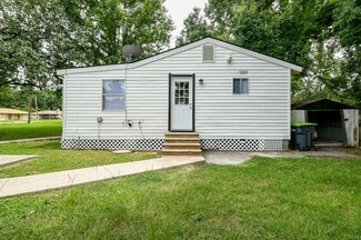 Building Photo - 24204 Linda Ln