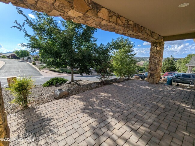 Foto del edificio - 3057 Trail Walk