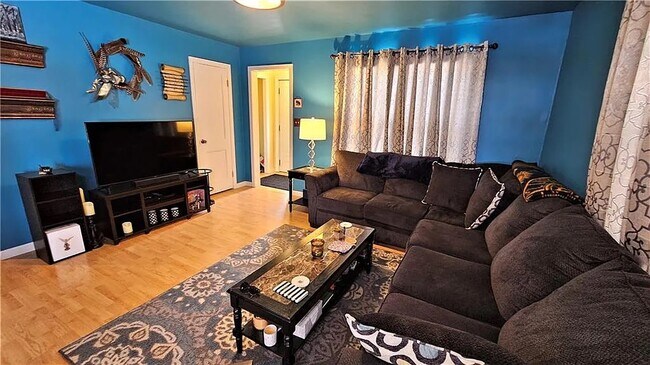 Entryway to Living room - 3417 Hazel St
