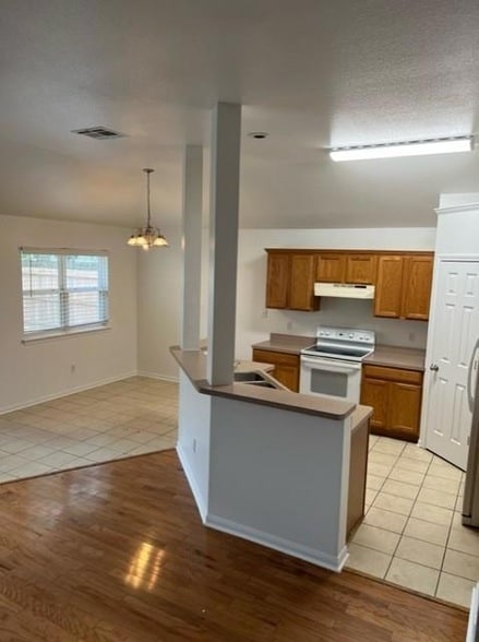 Building Photo - 3107 Burlington