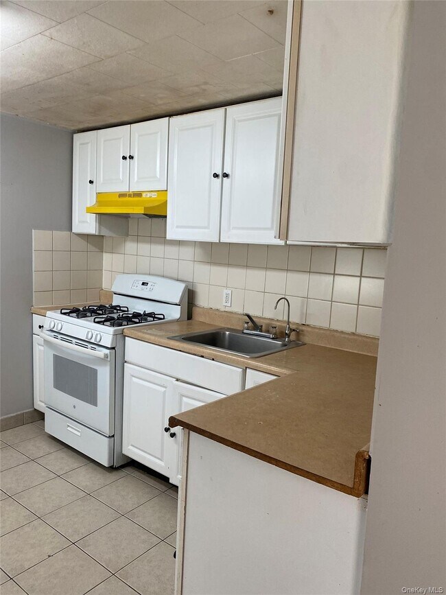 Foto del edificio - 974 Suffolk Ave