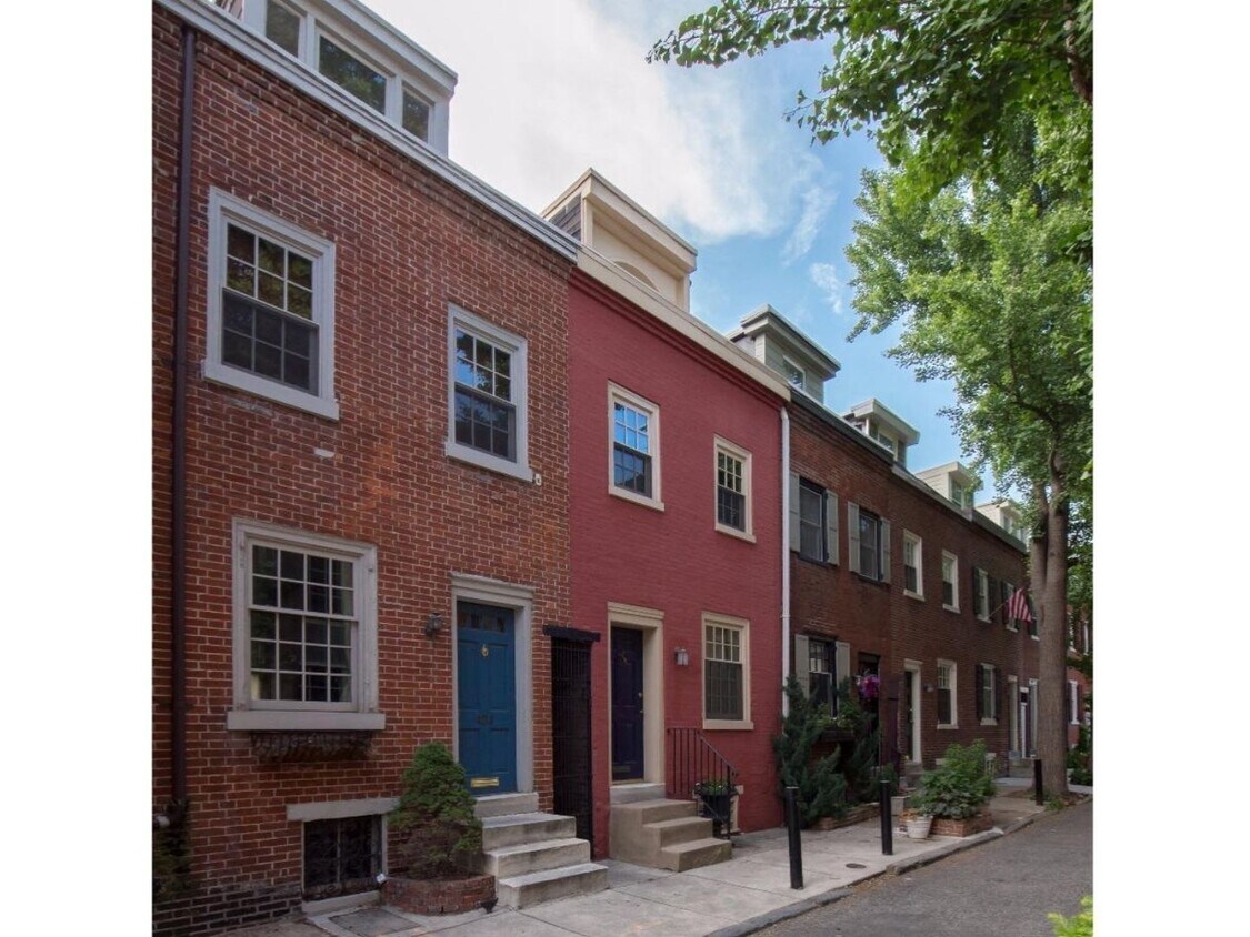 Primary Photo - 424 S Camac St