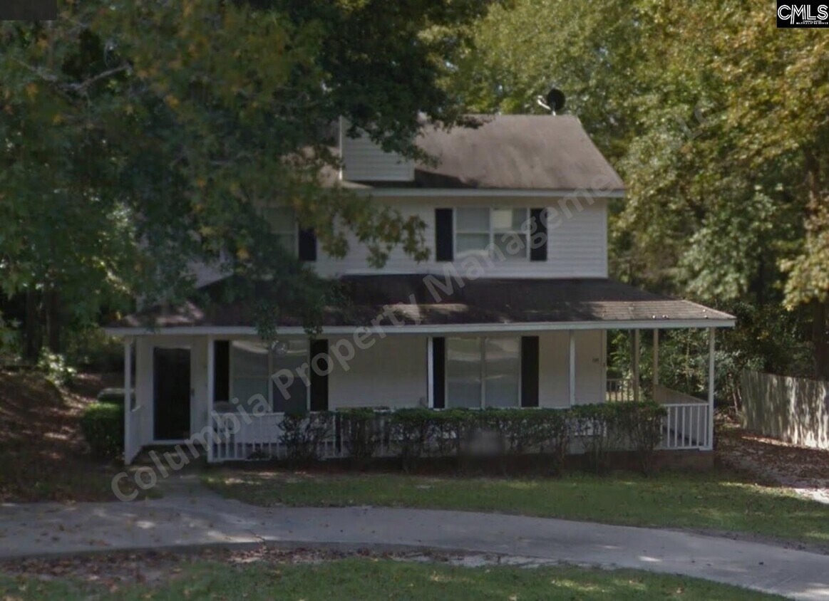 Primary Photo - 105 Springwood Lk