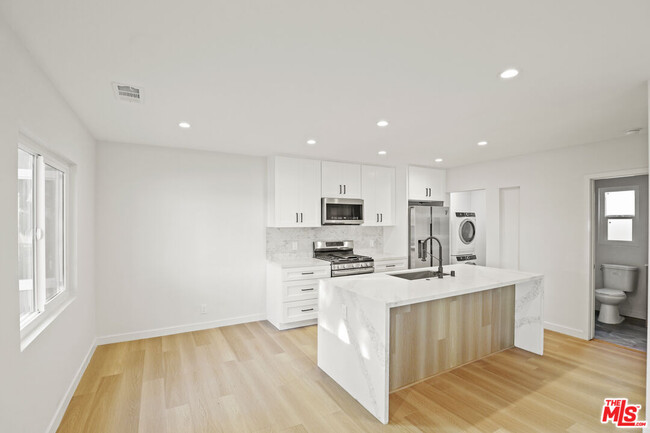 Foto del edificio - 2521 10th St