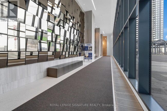 Building Photo - 225 Commerce St