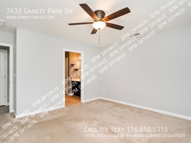 Foto del edificio - 7432 Garett Park Dr