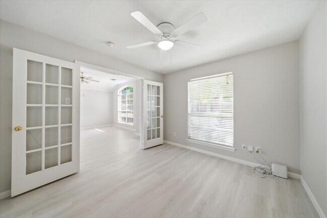 Foto del edificio - 15330 Geral Ln