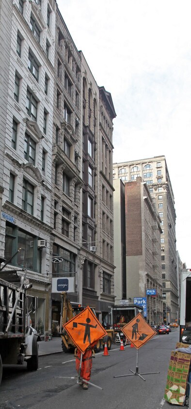 Foto principal - 14 E 17th St