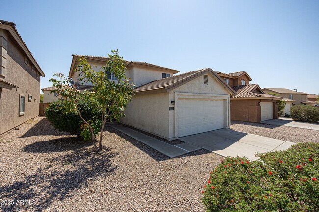 Foto del edificio - 65 N 224th Ln