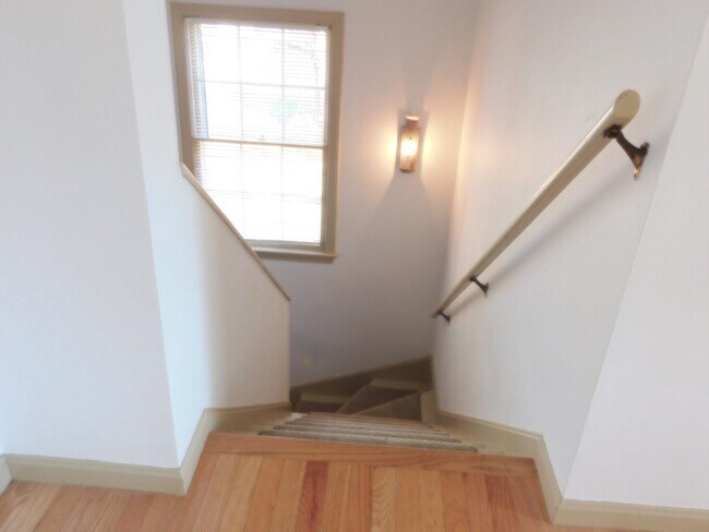 Foto del edificio - 24 Morse Ct