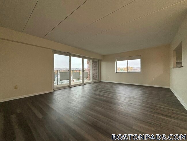 Foto del edificio - 51 Hill Rd