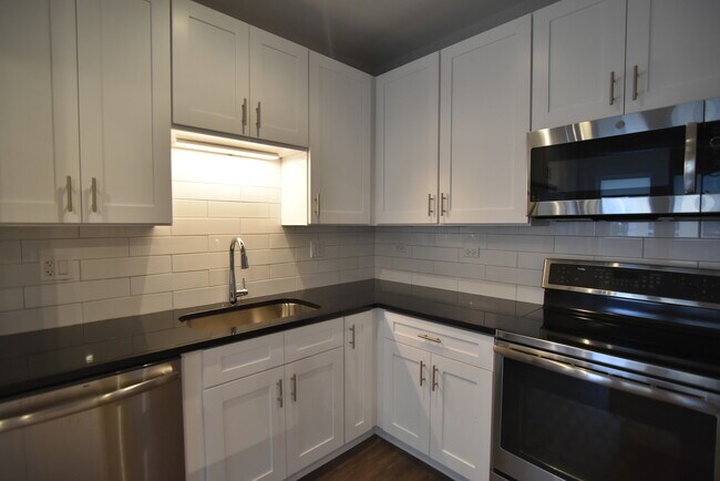 Foto del edificio - 3833 N Broadway