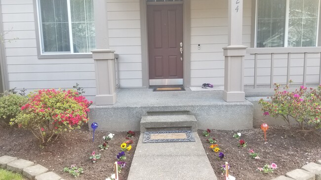 Front door - 5824 Acclamation St E