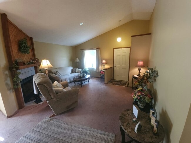 Building Photo - 6997 Wigwam Way