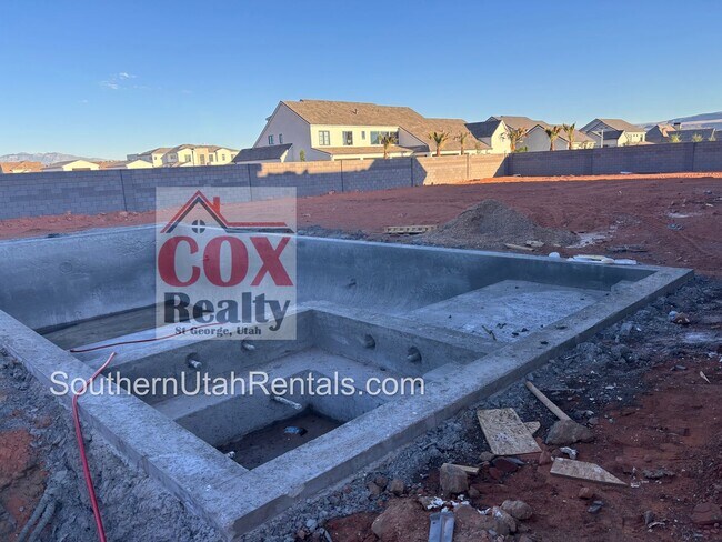 Building Photo - Gorgeous Washington Fields Home with 6 bed...