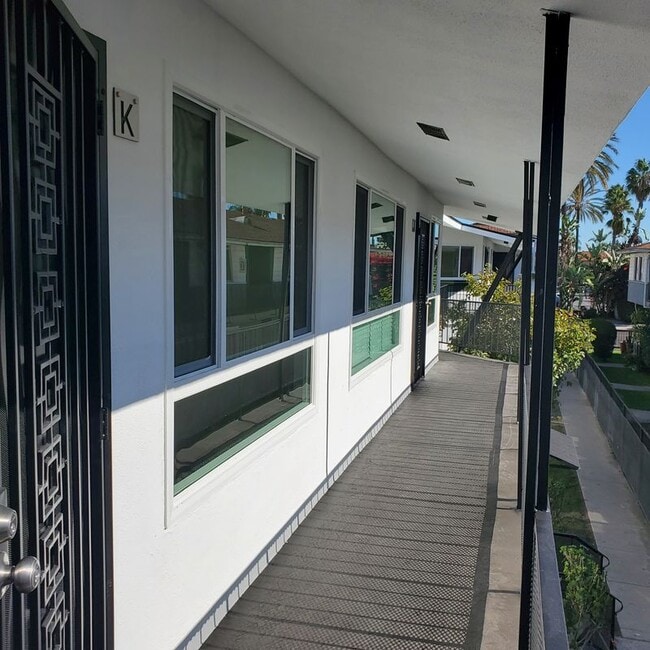 Building Photo - 7119 Mountain View Ave