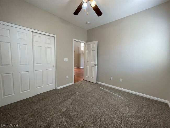 Foto del edificio - 8133 Moonlight Meadows St