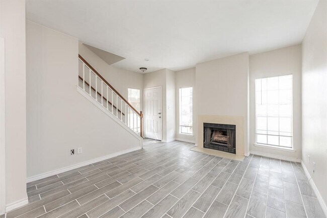 Foto del edificio - 2626 Holly Hall St