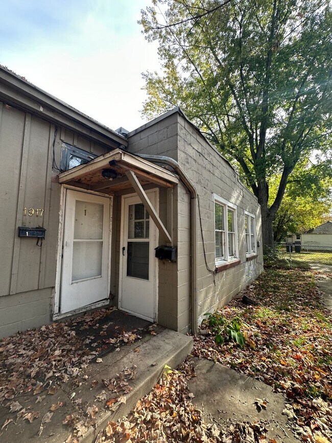 Building Photo - 1917 N 16th St