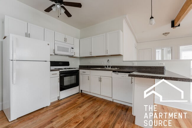 Building Photo - 4918 N Glenwood Ave
