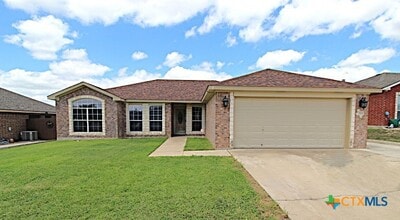 Building Photo - 2101 Jake Dr