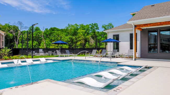 Pool - The Waters at Settlers Trace