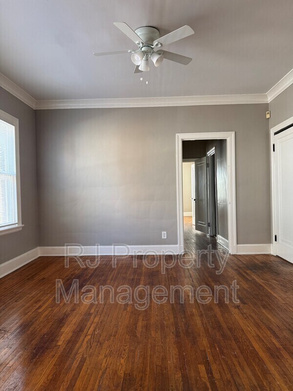 Foto del edificio - 72 N Belvedere Blvd