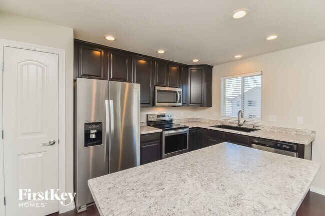 Building Photo - 10913 Nolin Dr