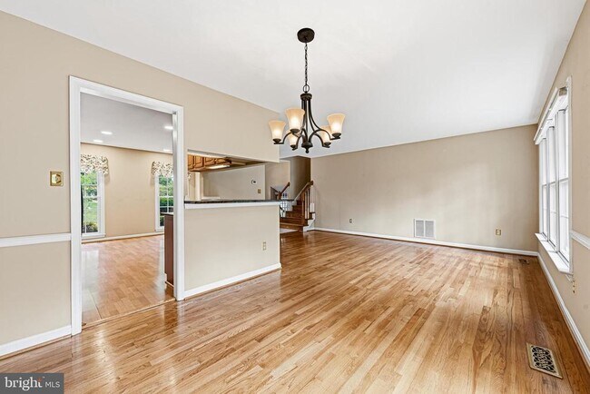 Foto del edificio - 1432 Filene Ct