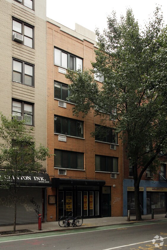 Primary Photo - 26 Clinton St