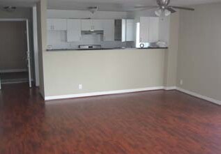 Vista interior - Vanowen Manor Apartments