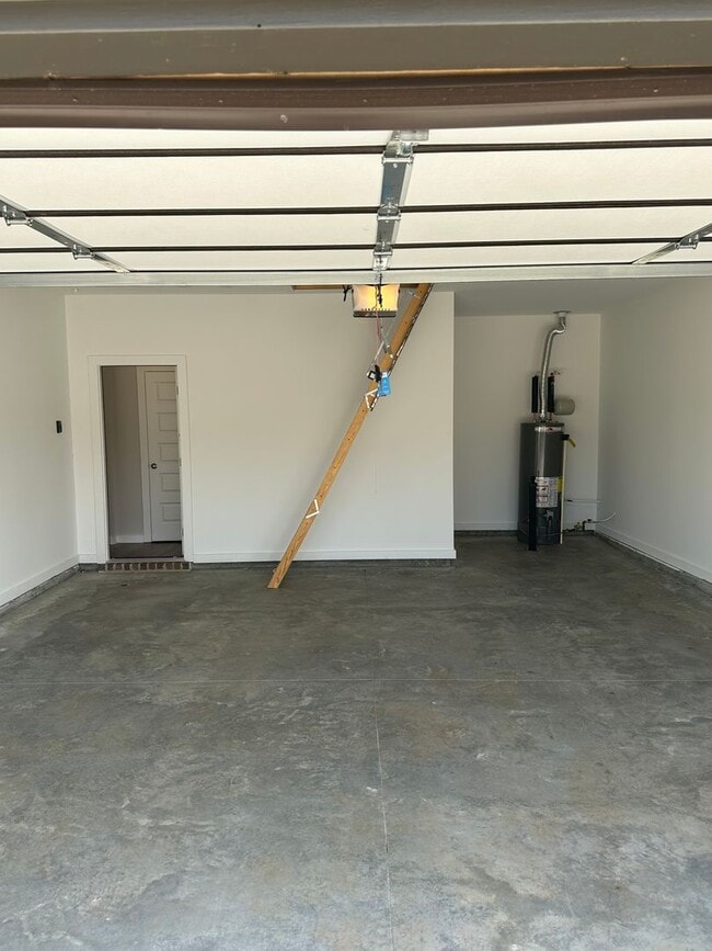 Building Photo - New Construction Home for Rent in Tuscaloo...