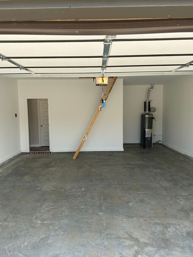 Foto del edificio - New Construction Home for Rent in Tuscaloo...