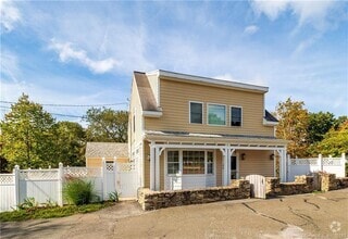 Building Photo - 107 Black Rock Tpke