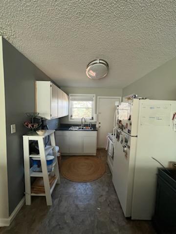 Foto del edificio - 722 Ridge Rd