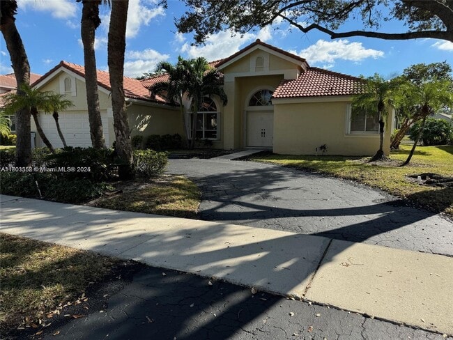 Building Photo - 7440 NW 65th Ln